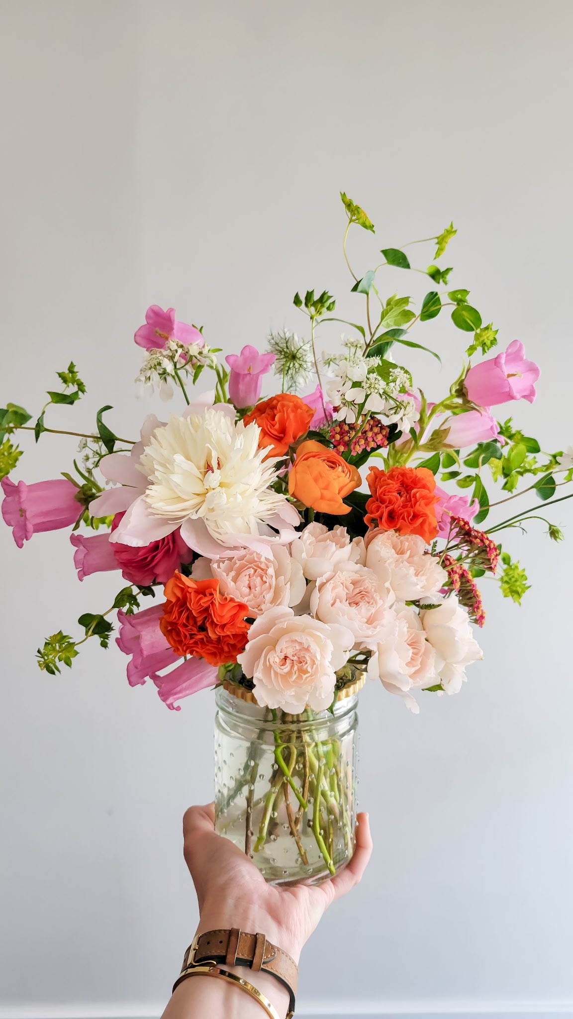 Just Right Ginny Bouquet Subscriptions (Small Bouquet)